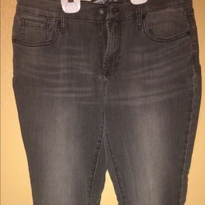 Brand New Old Navy Gray Pants 😄